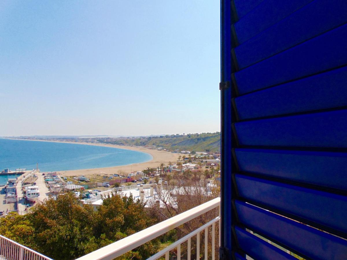 N019 - Numana, Prestigioso Quadrilocale Vista Mare Apartment Luaran gambar